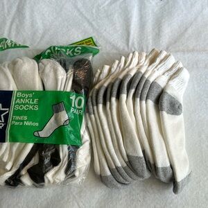 17 pairs of socks for boys size 10